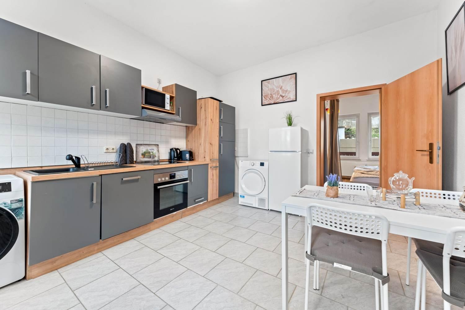 Nice Apartment With Balcony Апольда Екстер'єр фото